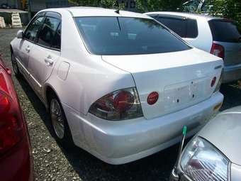 2003 Toyota Altezza Pictures