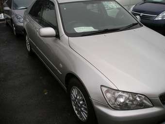 2003 Toyota Altezza Photos