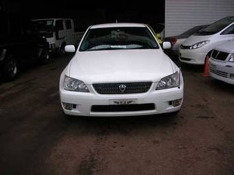 2003 Toyota Altezza Pictures