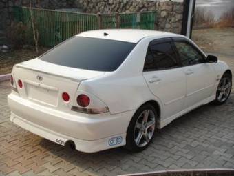 2003 Toyota Altezza Photos