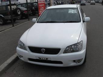 2003 Toyota Altezza Pictures