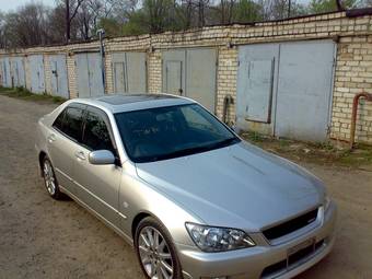 2003 Toyota Altezza Pictures