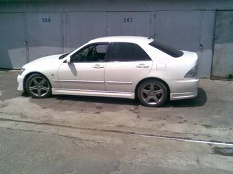 2003 Toyota Altezza Photos