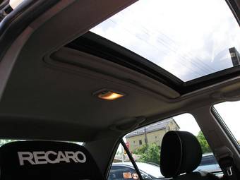 2003 Toyota Altezza Pictures