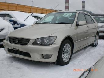 2003 Toyota Altezza Photos