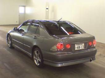 2003 Toyota Altezza Photos