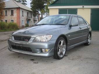 2003 Toyota Altezza Pictures