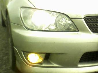 2003 Toyota Altezza Pictures