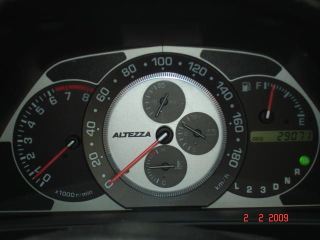 2004 Toyota Altezza