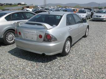 2004 Toyota Altezza Photos