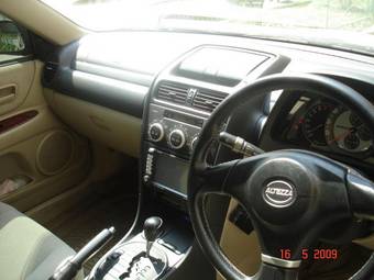 2004 Toyota Altezza Pictures