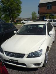 2005 Toyota Altezza Pics