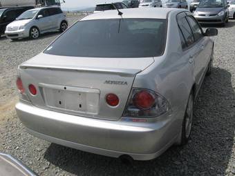 2005 Toyota Altezza Photos