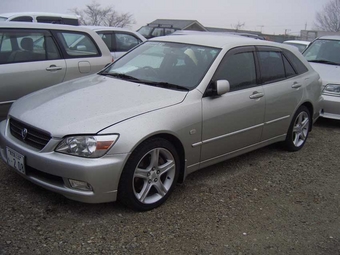 2001 Toyota Altezza Wagon