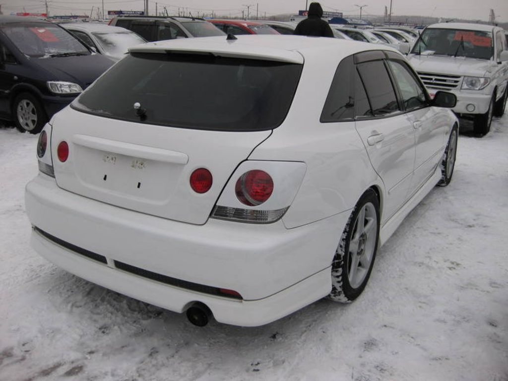 2001 Toyota Altezza Wagon
