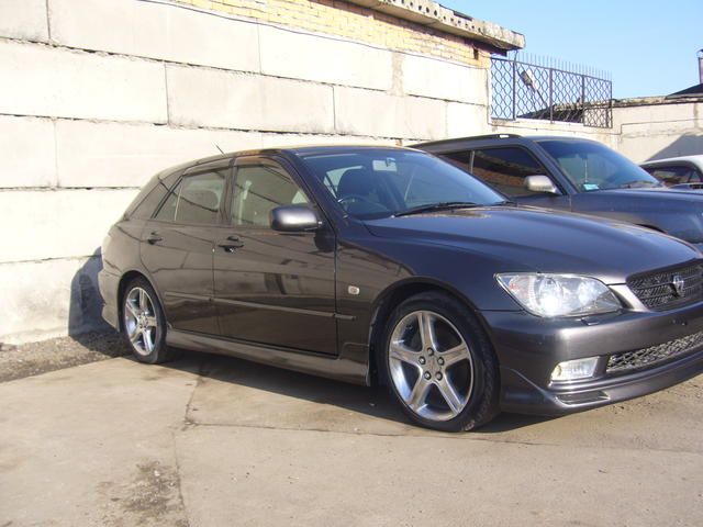 2001 Toyota Altezza Wagon