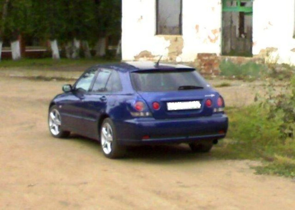 2001 Toyota Altezza Wagon