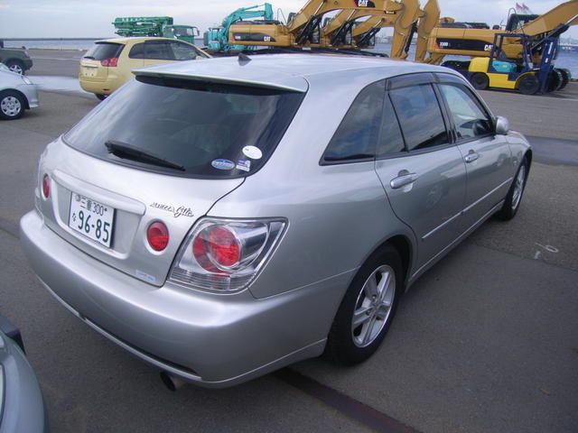 2002 Toyota Altezza Wagon