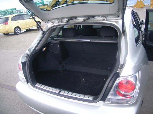 2002 Toyota Altezza Wagon
