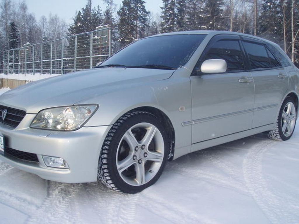 2002 Toyota Altezza Wagon