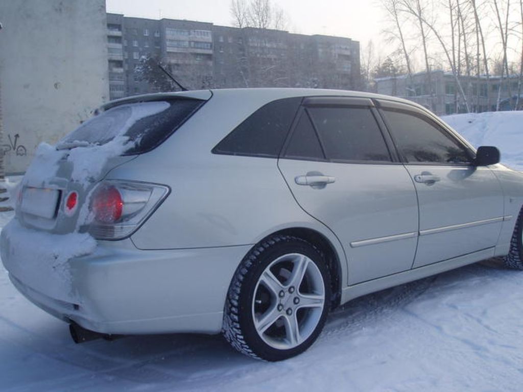 2002 Toyota Altezza Wagon