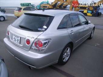 2002 Toyota Altezza Wagon Photos