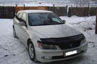 2002 Toyota Altezza Wagon Pictures