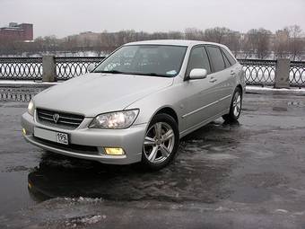 2002 Toyota Altezza Wagon Photos