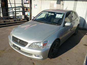 2002 Toyota Altezza Wagon Pictures