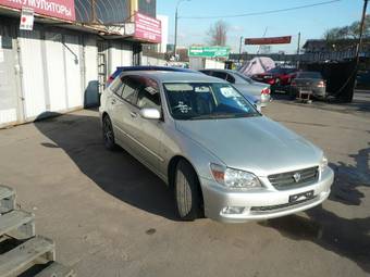 2002 Toyota Altezza Wagon Photos