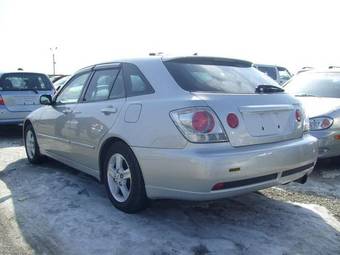 2002 Toyota Altezza Wagon Photos