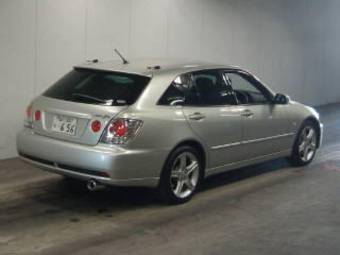 2002 Toyota Altezza Wagon Photos