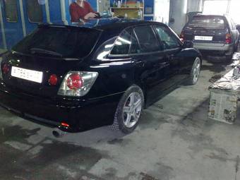 2002 Toyota Altezza Wagon Photos