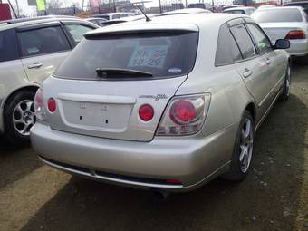 2003 Toyota Altezza Wagon Pictures