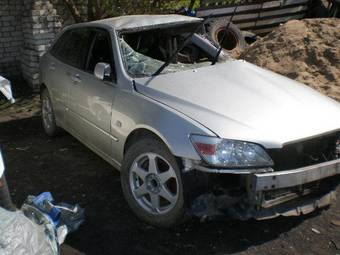 2003 Toyota Altezza Wagon Photos