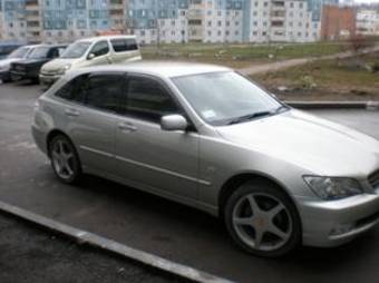 2003 Toyota Altezza Wagon Photos