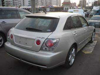 2004 Toyota Altezza Wagon Photos