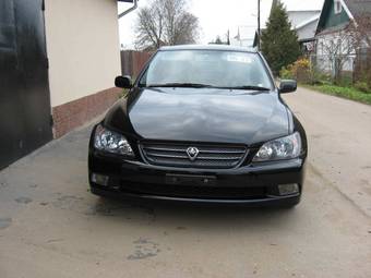 2004 Toyota Altezza Wagon Photos