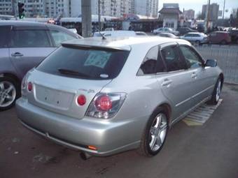 2004 Toyota Altezza Wagon Pictures