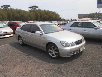 2000 Toyota Aristo