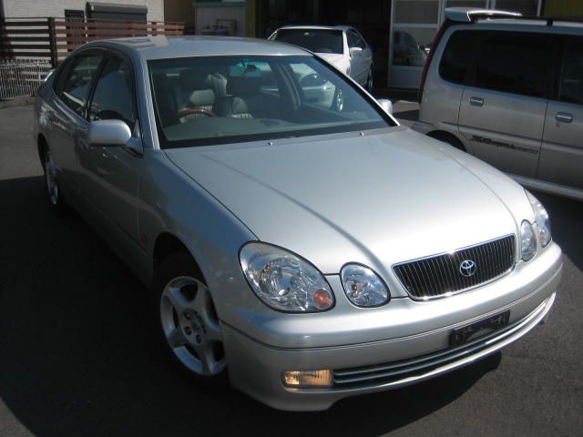 2000 Toyota Aristo