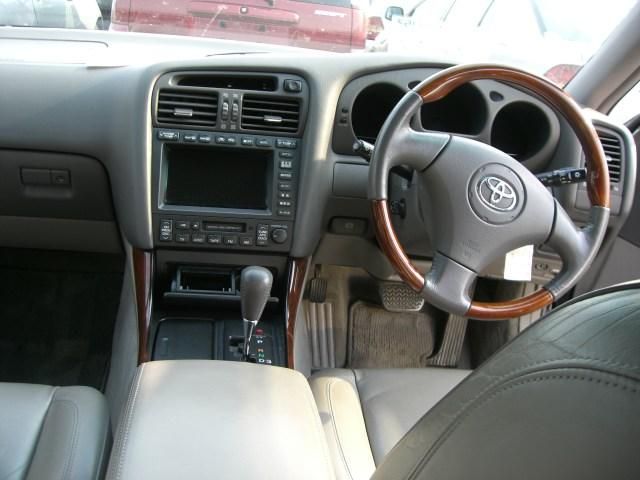 2000 Toyota Aristo