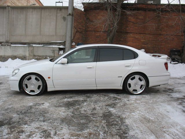 2000 Toyota Aristo