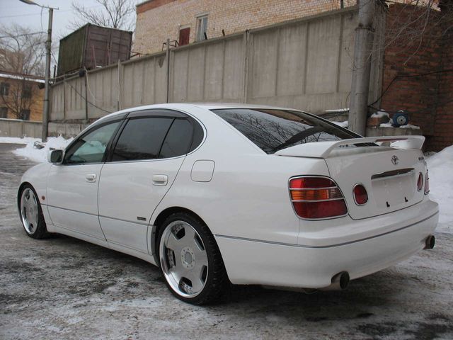 2000 Toyota Aristo