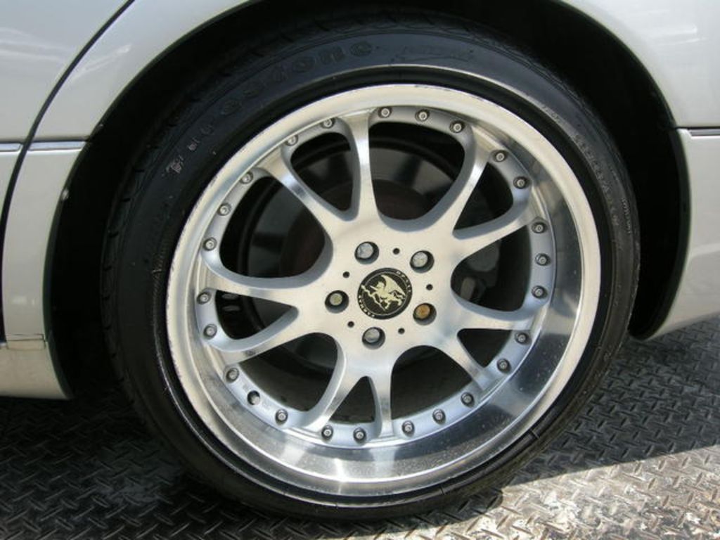 2000 Toyota Aristo