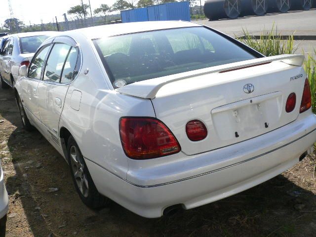 2000 Toyota Aristo