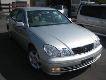 2000 Toyota Aristo Photos