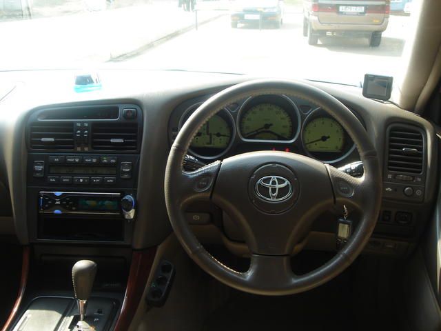 2001 Toyota Aristo