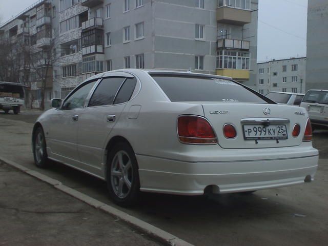 2002 Toyota Aristo