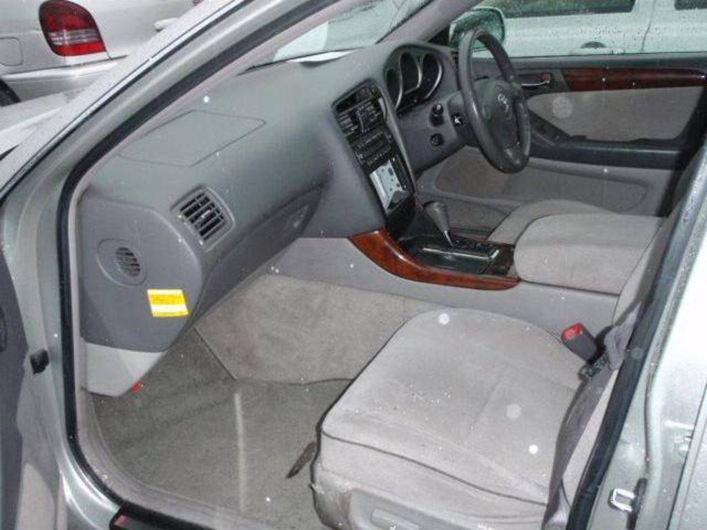 2002 Toyota Aristo